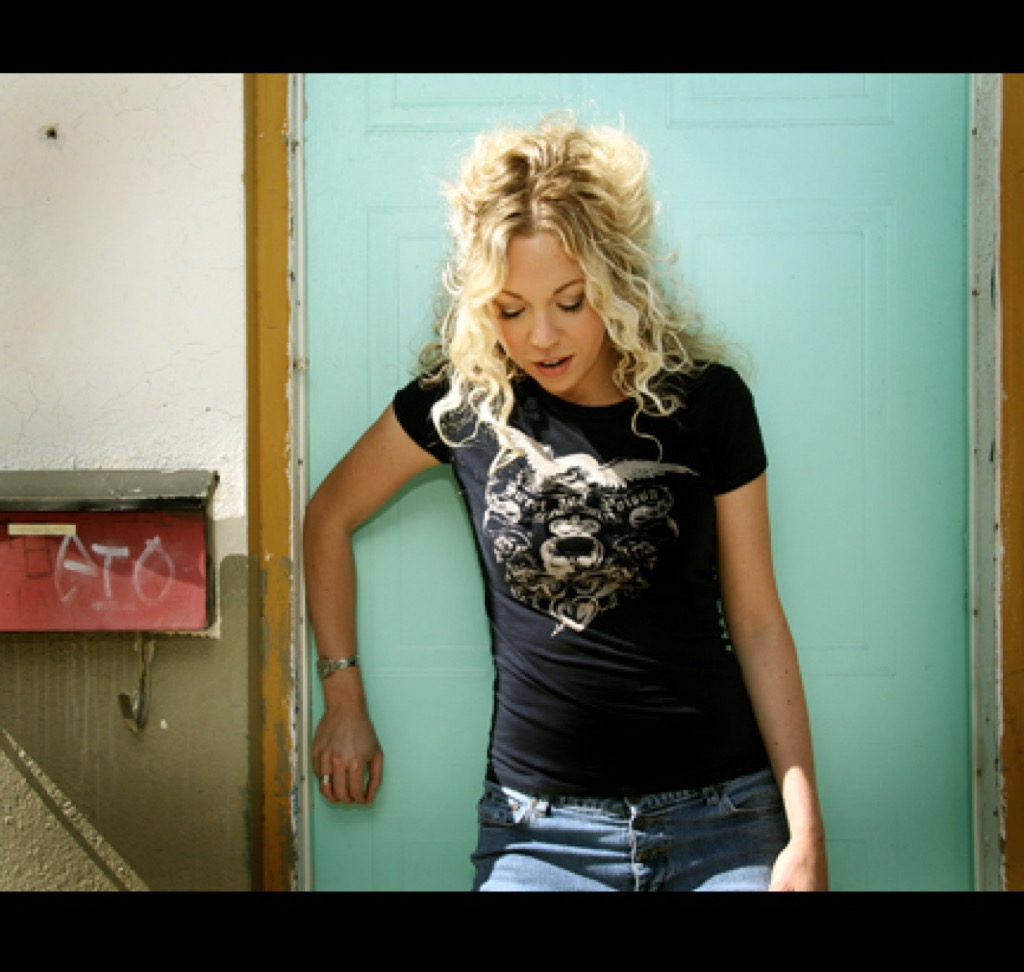 Photos Melanie Joy Music
